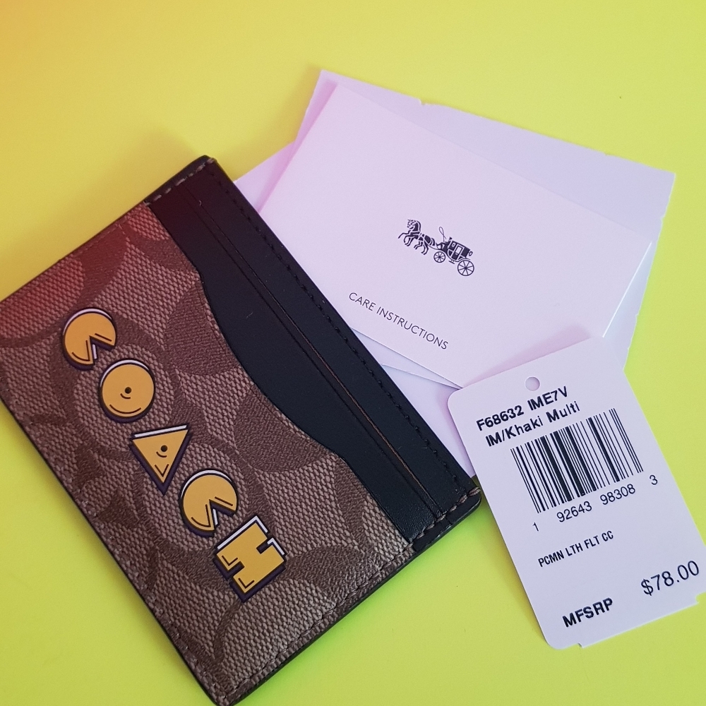 Limited edition Coach & PacMan card holder - Picture 2 of 3